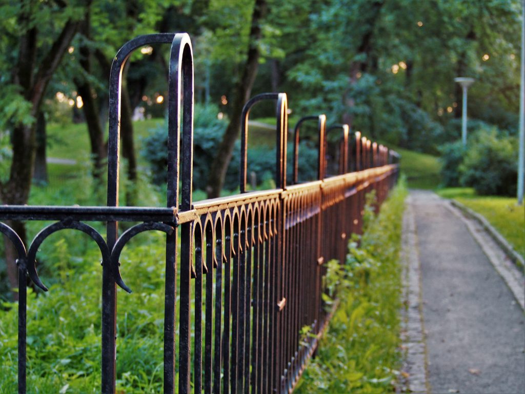 buying a home fences and gates