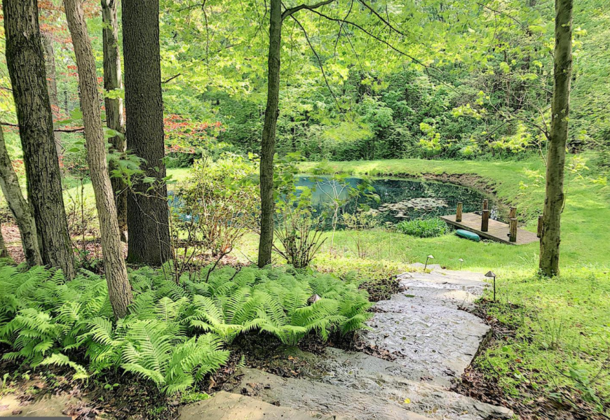 howard hanna homes of distinction close to nature