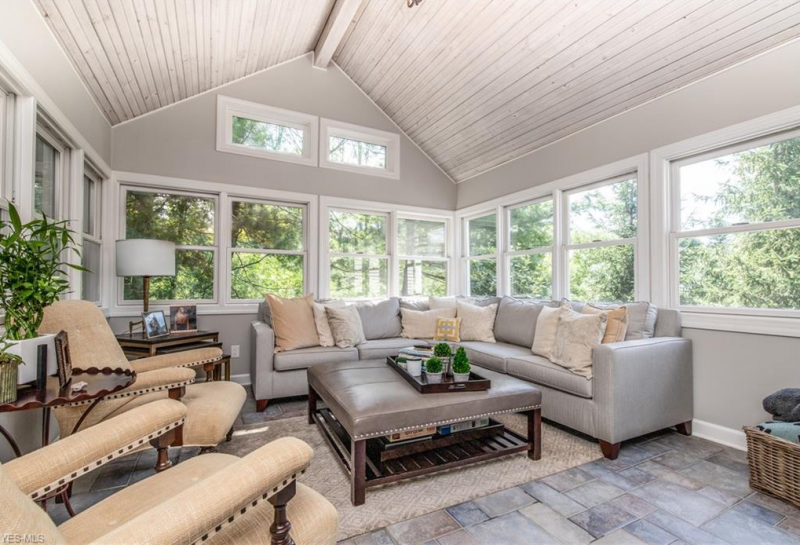 Homes of Distinction: Charming Sunrooms and Covered Outdoor Spaces ...